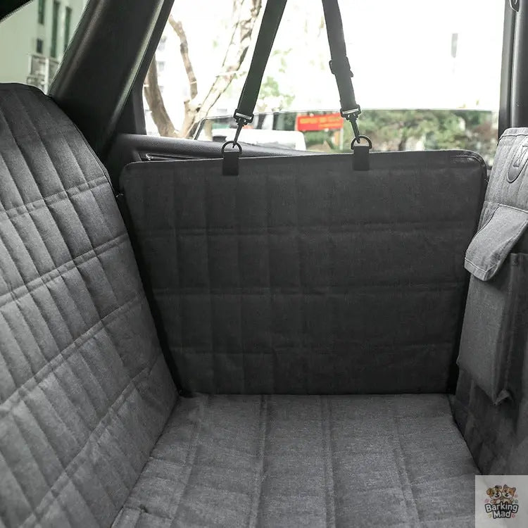 New Vehicle-mounted Pet Mat Water And Dirt Resistant Rear Universal Barking Mad