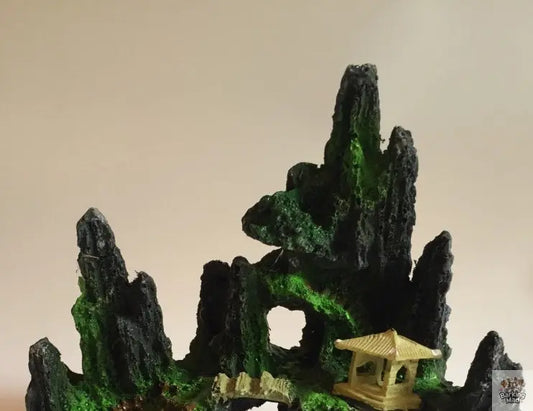 Simulation resin rockery Barking Mad